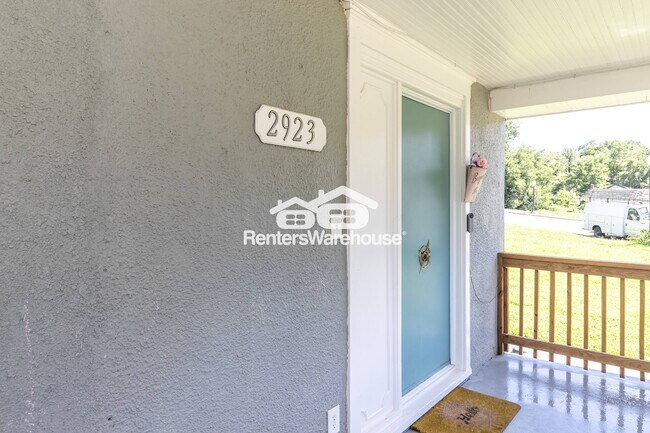 Foto del edificio - 2923 Parkwood Blvd
