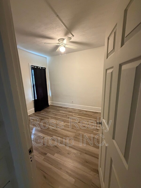 Foto del edificio - 2750 Monroe St