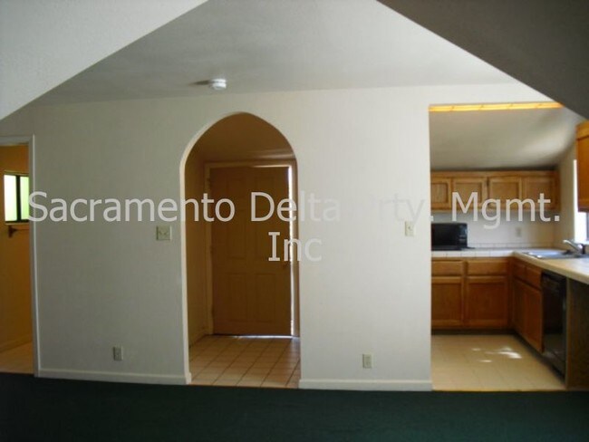 1990 Oxford St Sacramento Ca 95815 House For Rent In