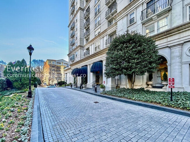 Building Photo - 199 14th St NE