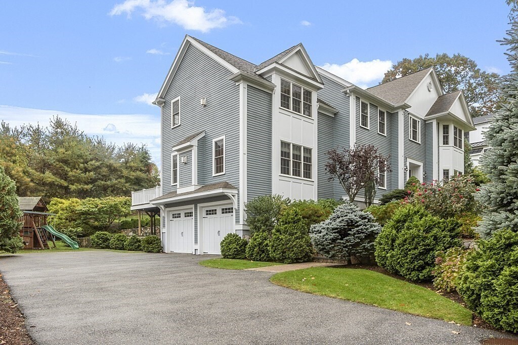 19 Dunedin Rd Unit 0, Wellesley, MA 02481 Apartments in Wellesley, MA