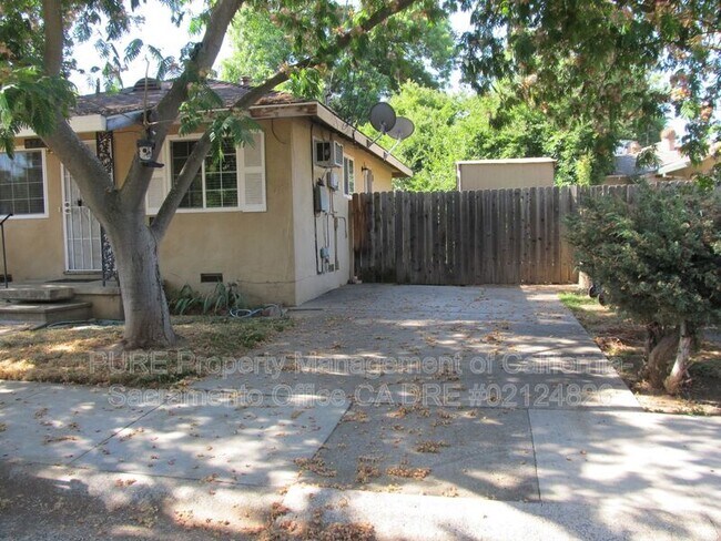 Building Photo - 5770 2nd Ave