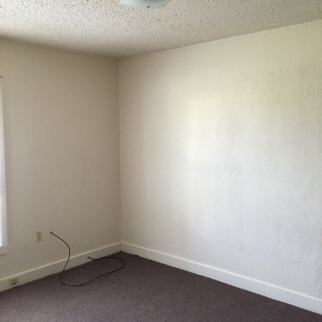 Foto del edificio - UPDATED HOME WITH 2 BEDROOMS
