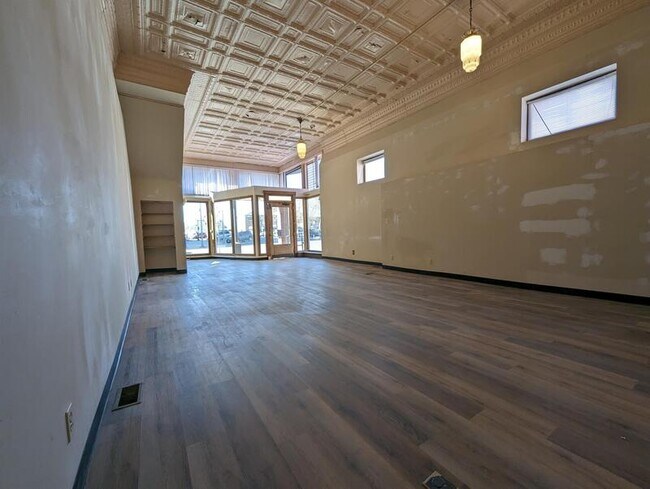 Building Photo - 201 High Ave E