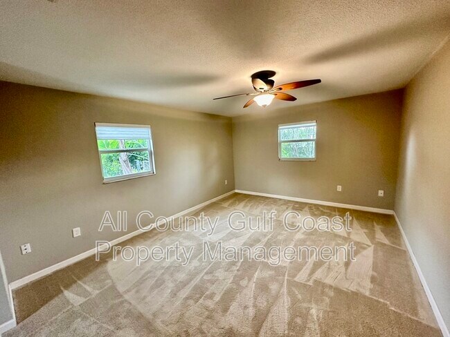 Building Photo - 309 Degas Dr