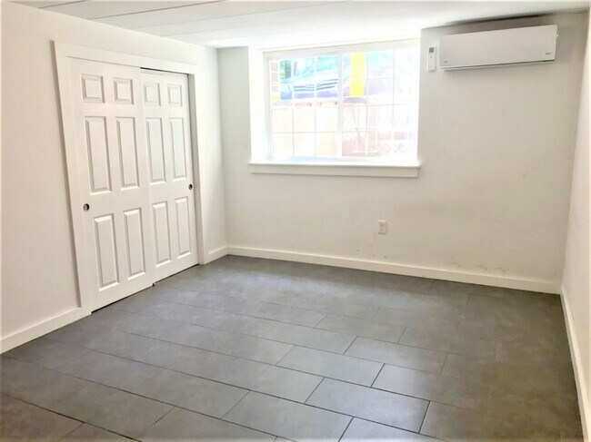 Bright Bedroom - 244 E Montgomery Ave