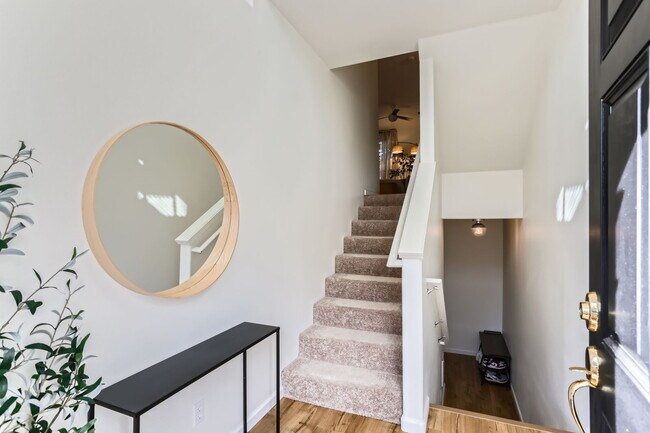 Foto del edificio - 2817 NW Kennedy Ct