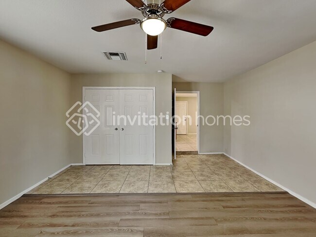 Foto del edificio - 5641 W Vogel Ave