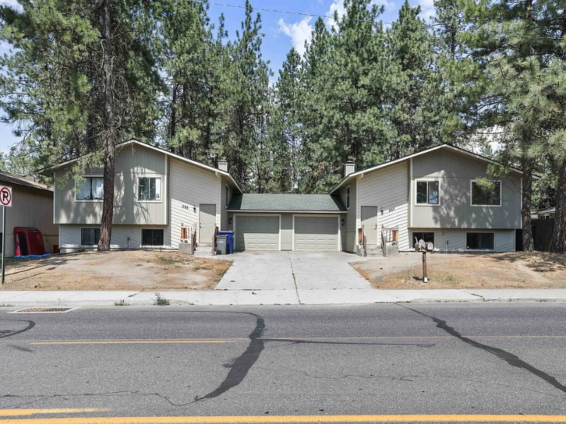 Primary Photo - 307 E Hawthorne Rd