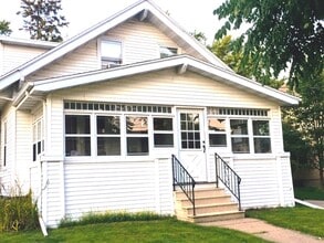 Building Photo - 1220 W Packard St