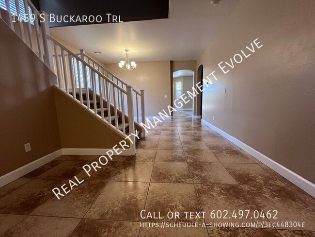 Building Photo - 1459 S Buckaroo Trail