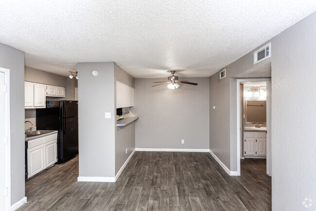 1BR,1BA-545sft - Slate at Fort Worth