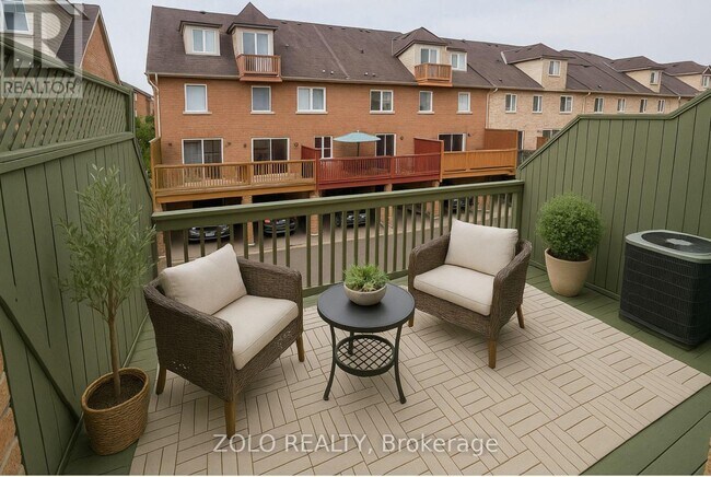 Photo du bâtiment - 8822-8822 Sheppard Ave E