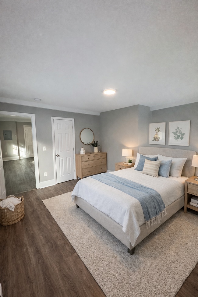 Building Photo - 17 S State St