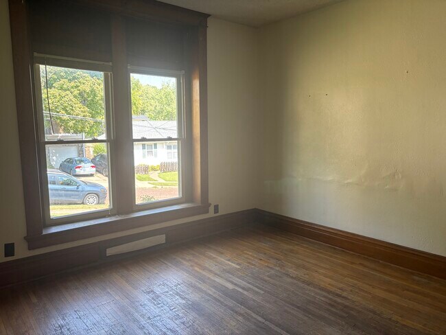 Foto del edificio - 2319 East St