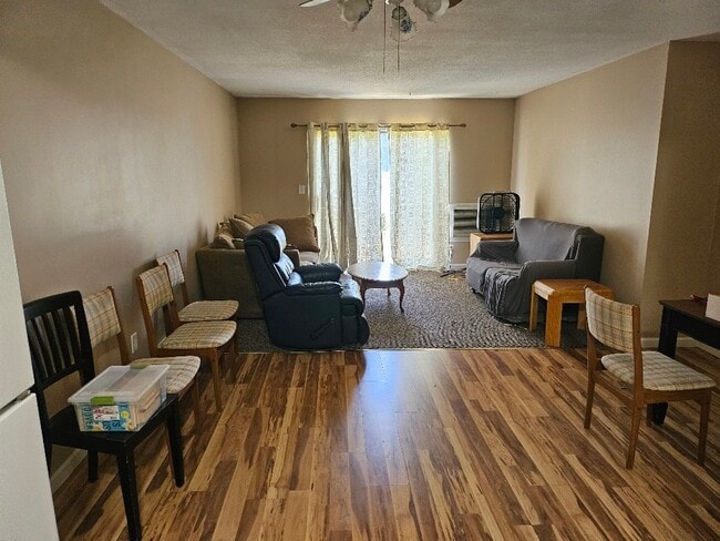Foto del edificio - 470 Danbury Rd