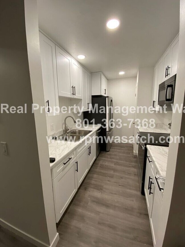 Foto del edificio - 4149 Mann Way