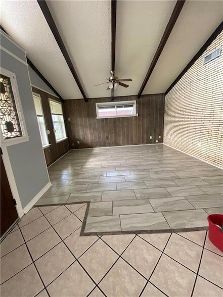 Foto del edificio - 483 Dogwood Dr