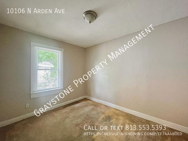 Building Photo - 10106 N Arden Ave