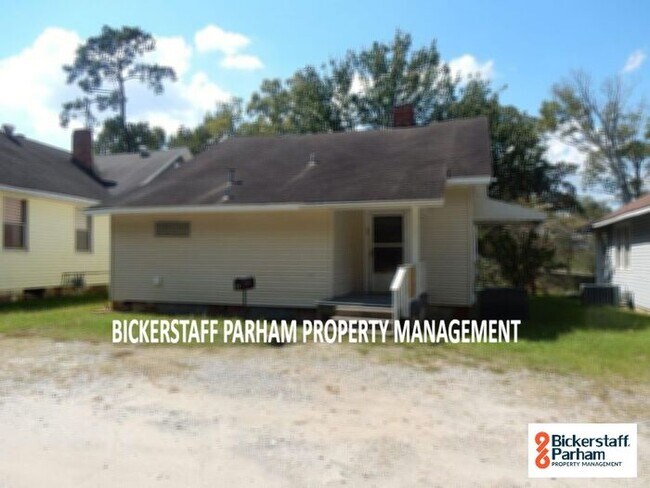 Building Photo - Cute 2bedroom house in Bibb City!!
