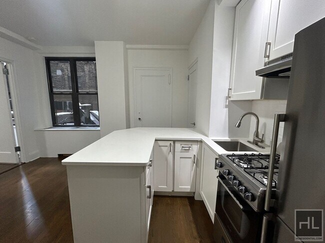 Foto del edificio - EAST 46 STREET