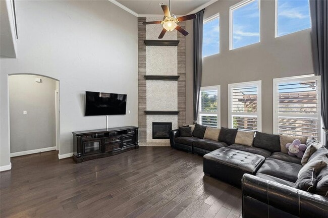 Building Photo - 8501 High Summit Ln