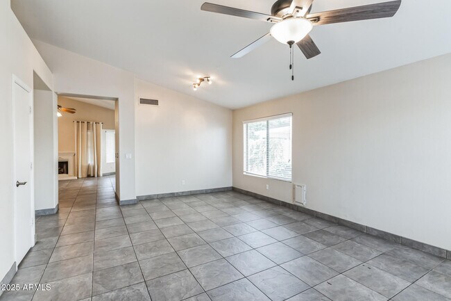 Building Photo - 8021 W Rue De Lamour
