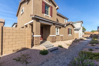 Building Photo - 243 N Sandal