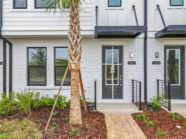 Building Photo - 15465 Hamlin Pk Dr