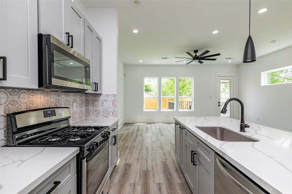 Foto principal - 6310 Norland St