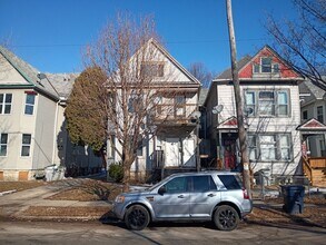 Building Photo - 1710 W Mineral St