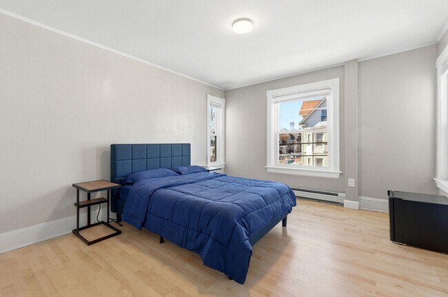 Building Photo - 21 John St