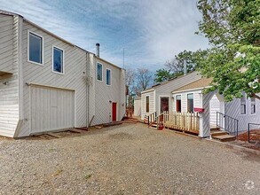 Building Photo - 1107 N Arthur St