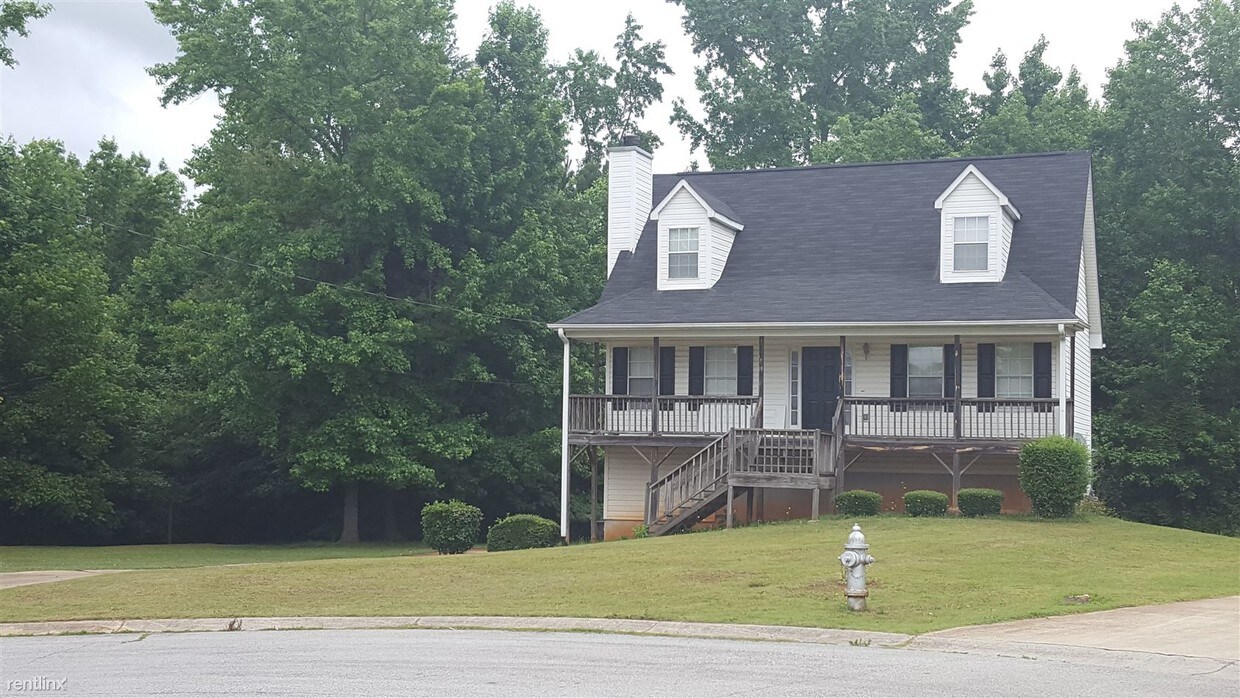 130 Iris Gln, Dallas, GA 30157 House for Rent in Dallas, GA
