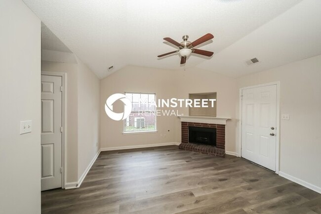 3 Bedroom Pet-Friendly Home in Millington,... - 3 Bedroom Pet-Friendly Home in Millington,...