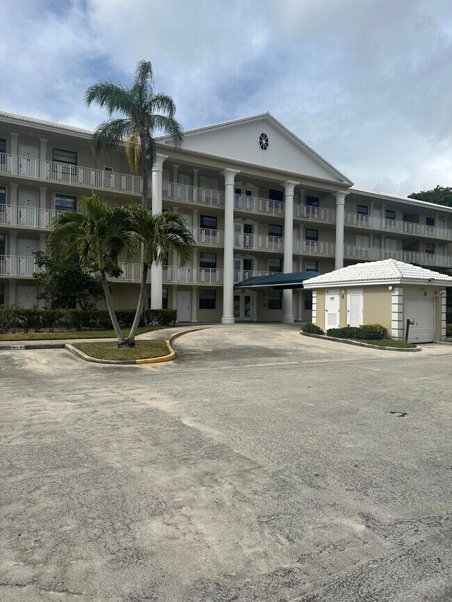 Building Photo - 3507 Village Blvd