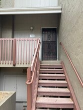 Building Photo - 5300 E Cherry Creek South Dr