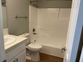 Interior Photo - Summer Crest Apartments