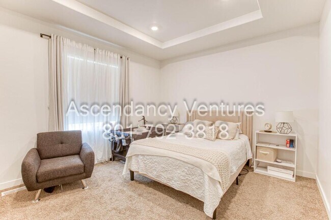 Foto del edificio - 664 West 1300 N