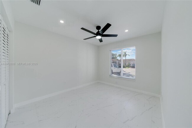 Foto del edificio - 9826 SW 222nd Terrace