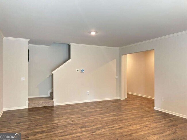 Foto del edificio - 3240 Greyton Dr