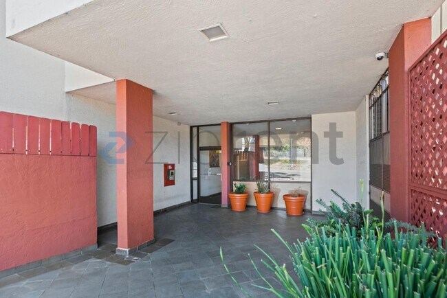 Foto del edificio - Unit 217