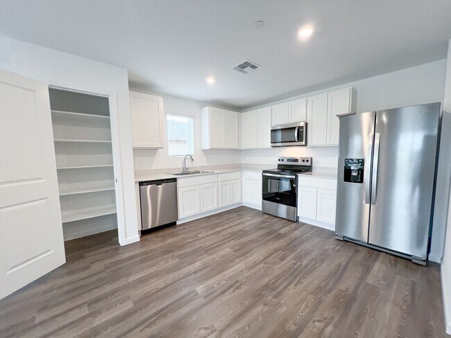 Foto del edificio - HOUSE - COTTONWOOD - Mesquite Hills HOA