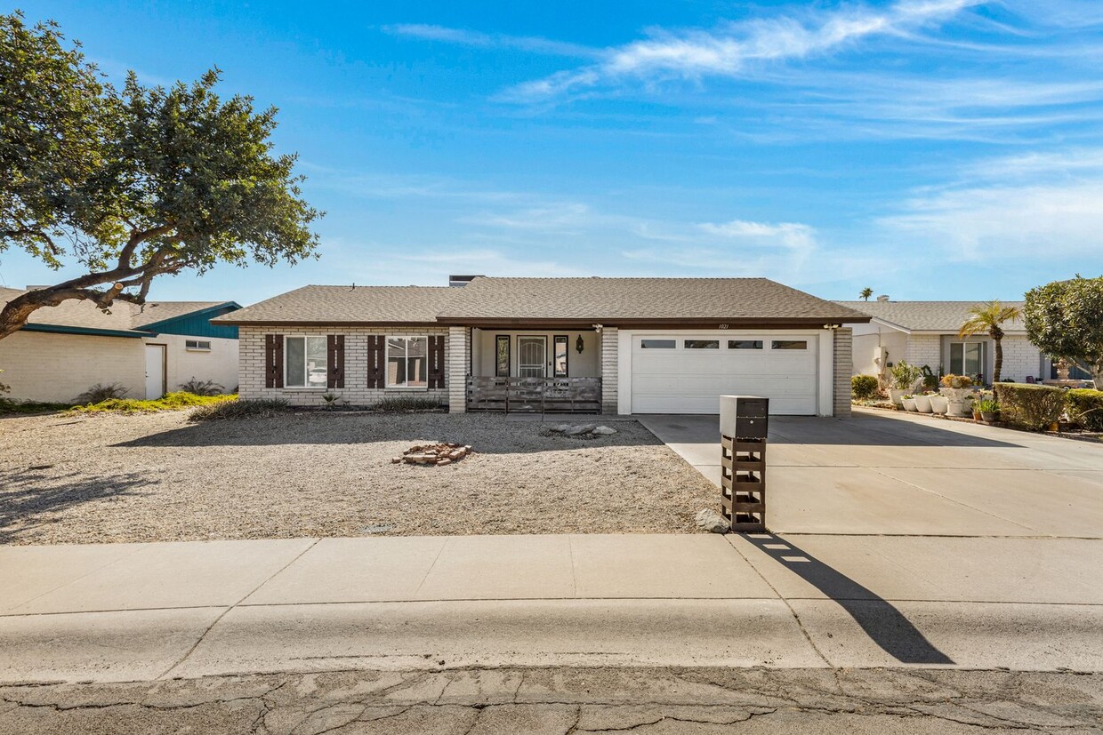 Foto principal - 3B/2BA Tempe Home – Where Comfort Meets Co...