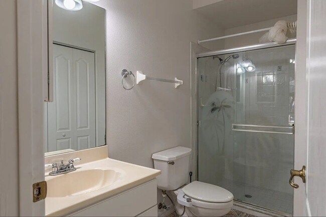 Foto del edificio - 4717 Four Lakes Dr