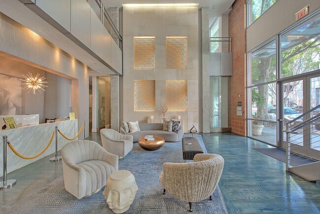 Foto del edificio - 840 E Green St