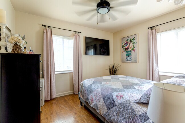 Foto del edificio - Parkview Apartments