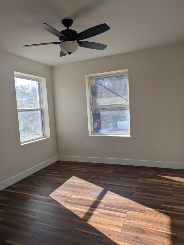 Photo - 518 N State St Apartment