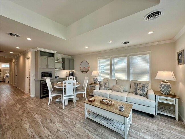 Foto del edificio - 2632 NE Pelican Wy