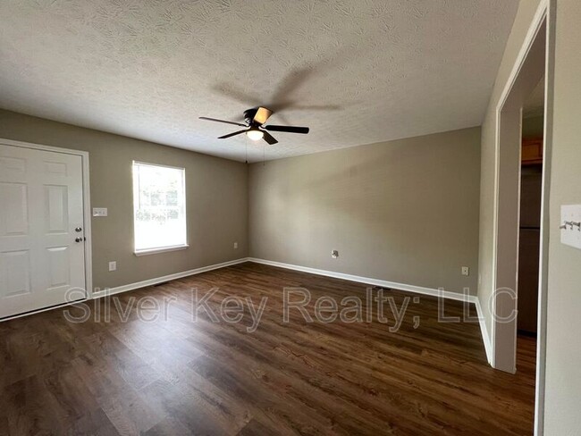 Building Photo - 247 Co Rd 850